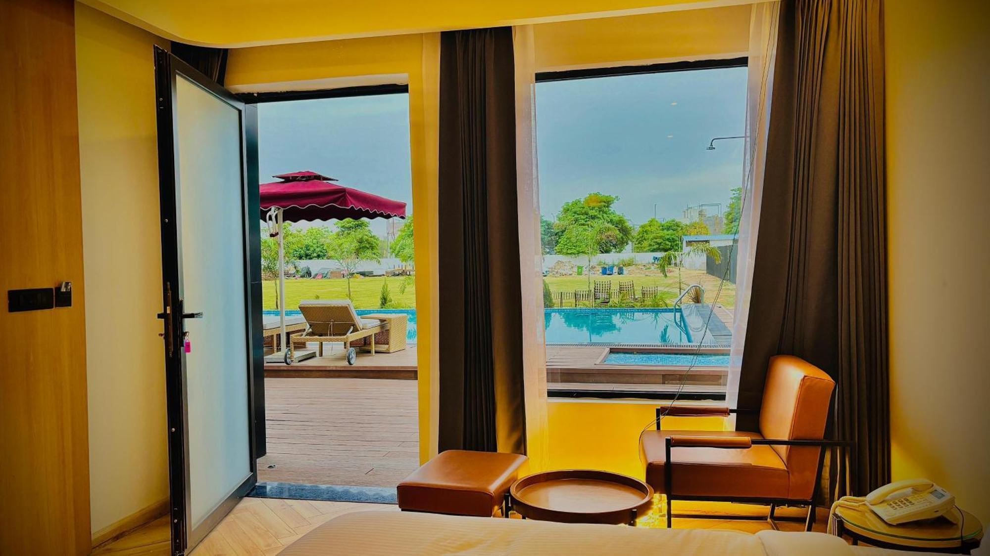Vintclub Resort Lucknow Exteriör bild