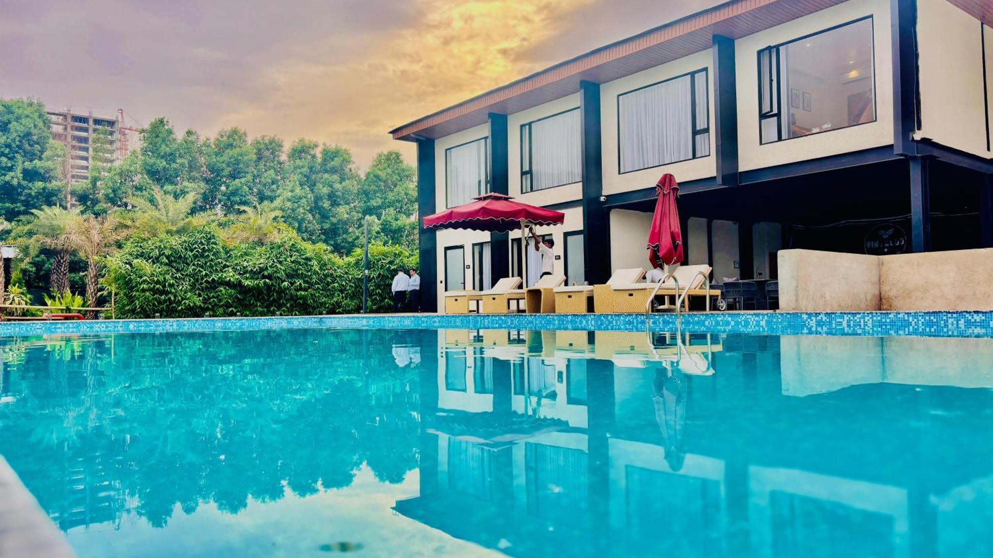 Vintclub Resort Lucknow Exteriör bild
