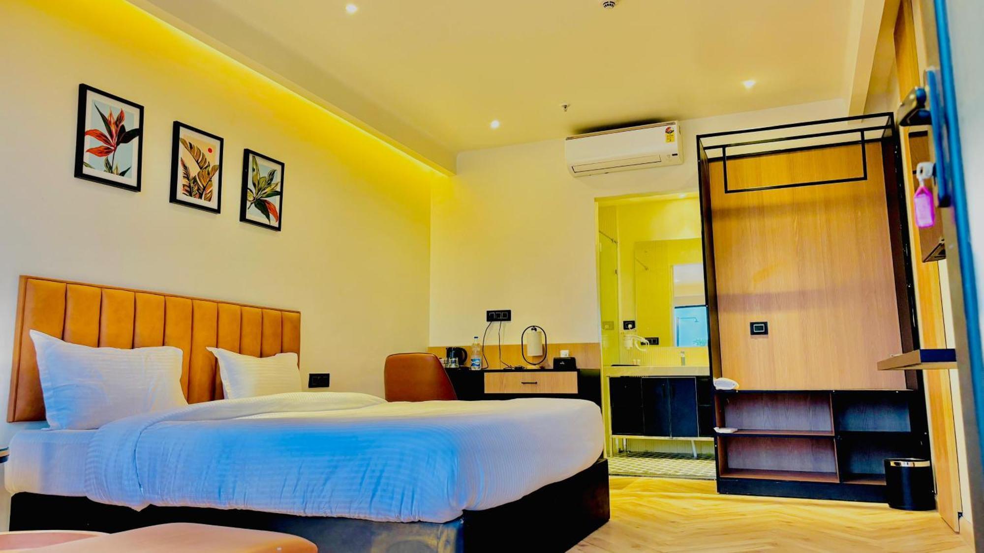 Vintclub Resort Lucknow Exteriör bild